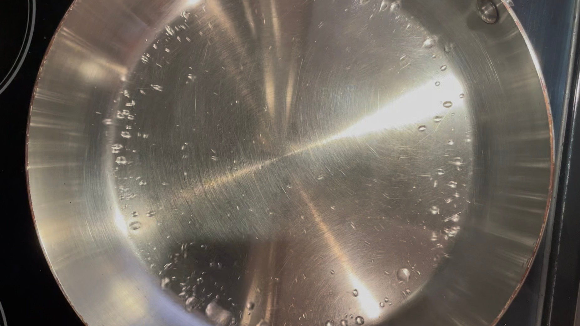 The Leidenfrost Effect: Why Water Floats on a Screaming-Hot Pan
